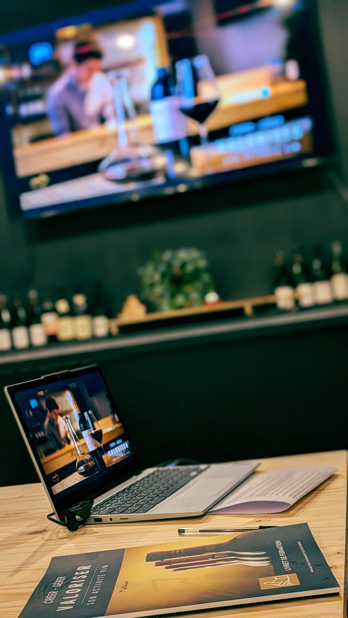 Dégustation vin corporate avec Mathieu Chastaing